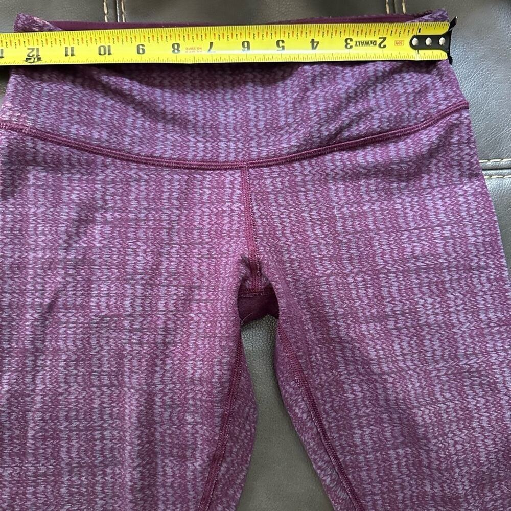 Lululemon Wunder Under 21” Cropped Leggings- EUC - Picture 6 of 8